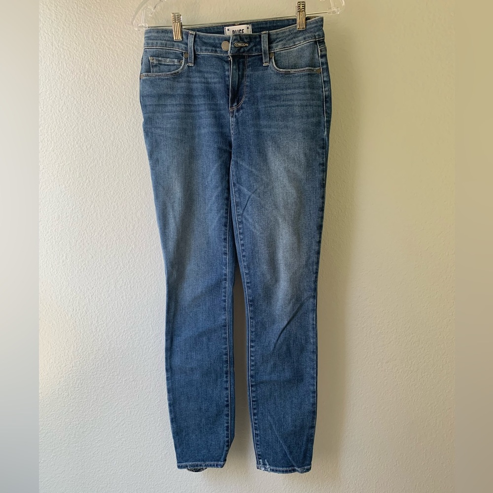 Paige Skyline Ankle Peg jeans size 26